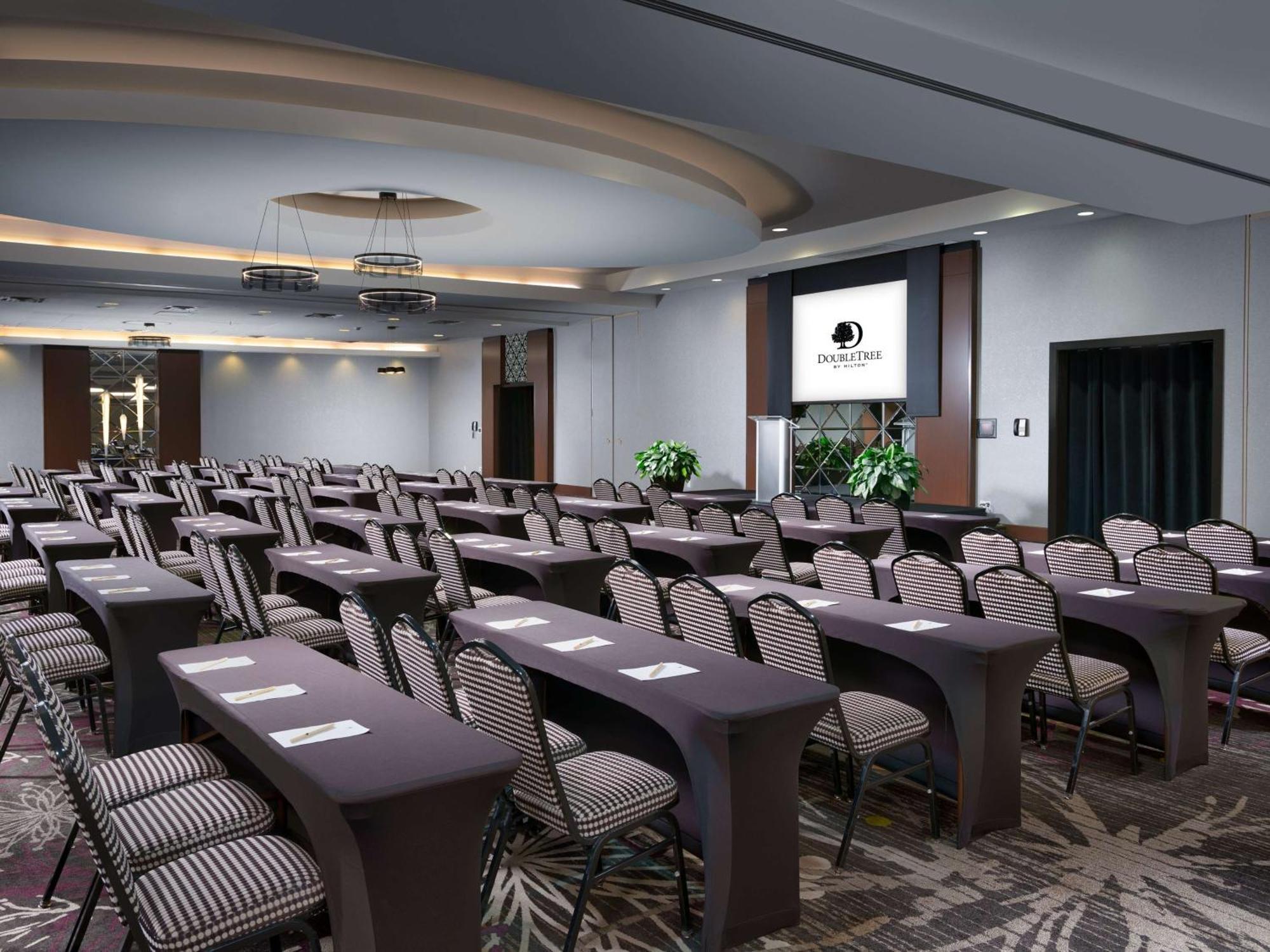 Doubletree By Hilton Hotel Chattanooga Downtown Eksteriør billede